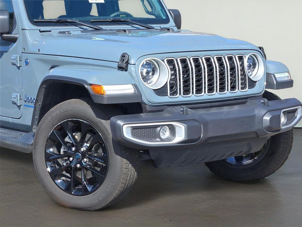 2025 Jeep Wrangler 4xe Sahara