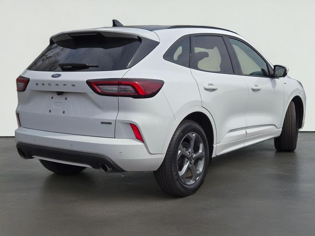 2023 Ford Escape Hybrid ST-Line Select