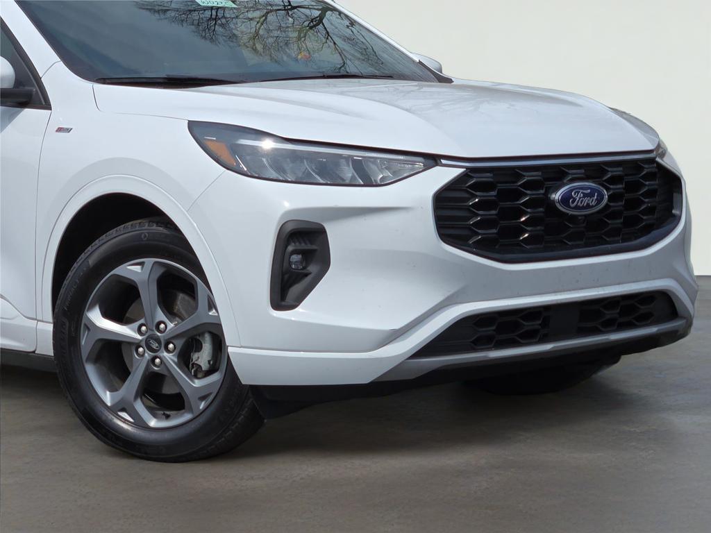 2023 Ford Escape Hybrid ST-Line Select