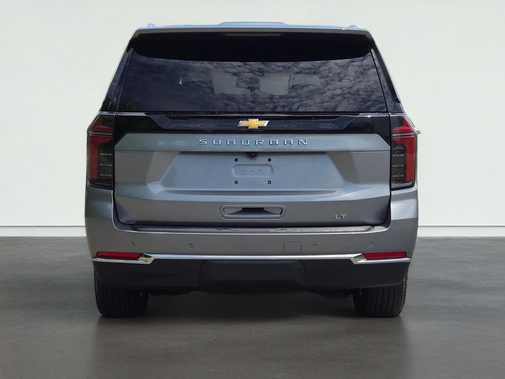 2025 Chevrolet Suburban LT