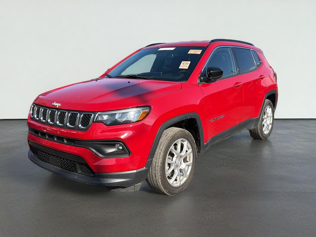 2024 Jeep Compass Latitude Lux