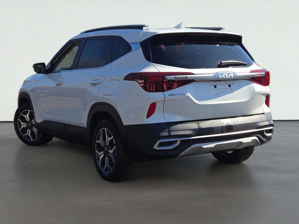 2022 Kia Seltos EX