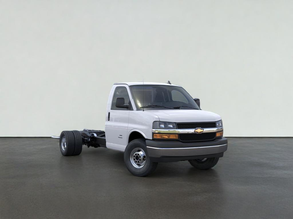 2026 Chevrolet Express Cutaway 4500 2WT