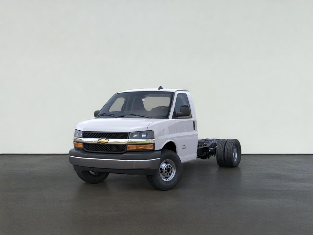 2026 Chevrolet Express Cutaway 4500 2WT