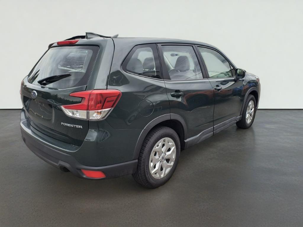 2023 Subaru Forester Base