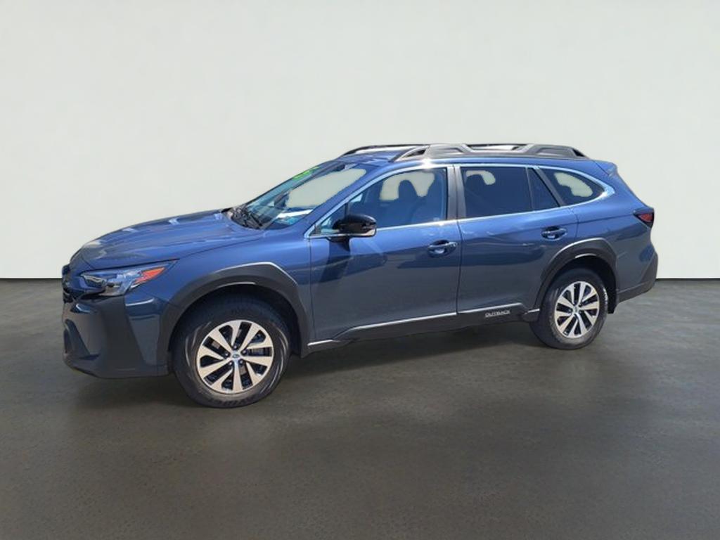 2025 Subaru Outback Premium's photo