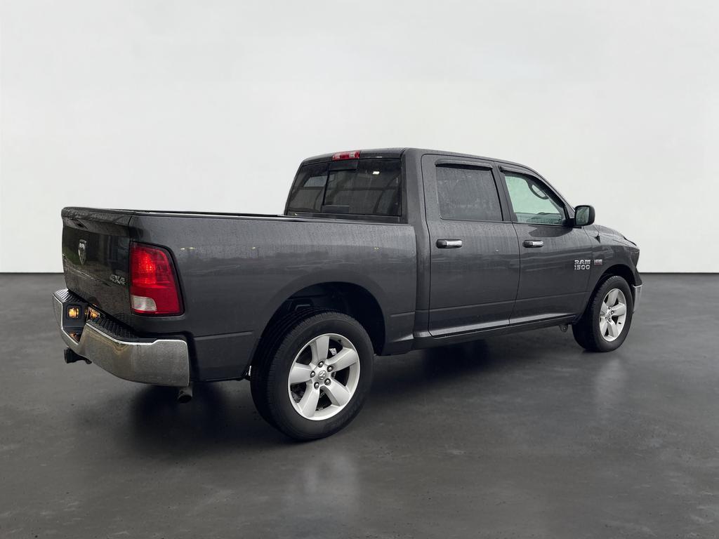 2018 RAM 1500 SLT