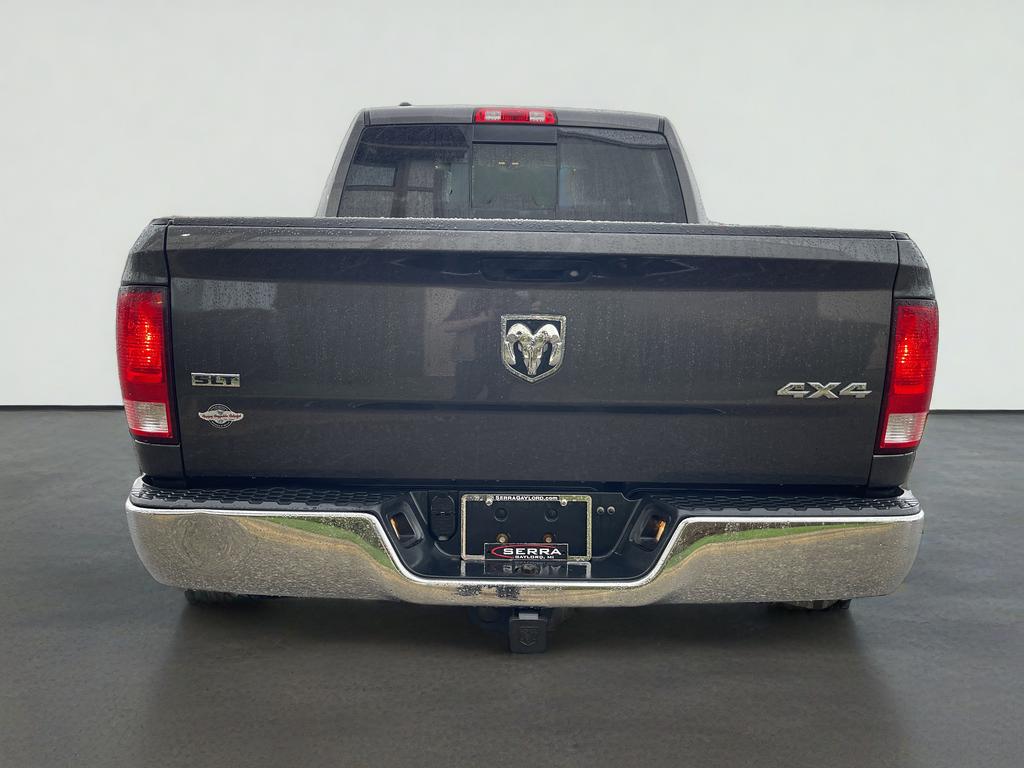2018 RAM 1500 SLT