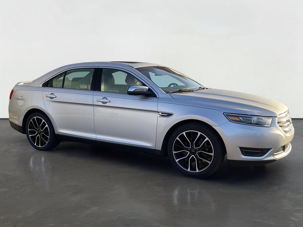 2019 Ford Taurus Limited