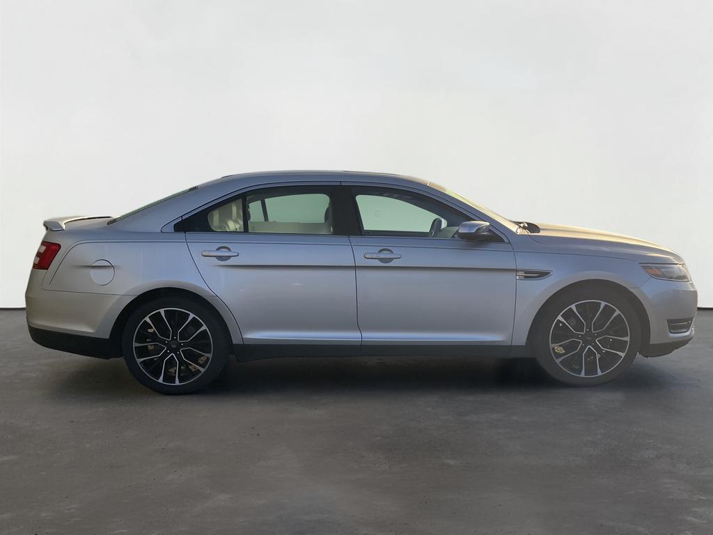2019 Ford Taurus Limited