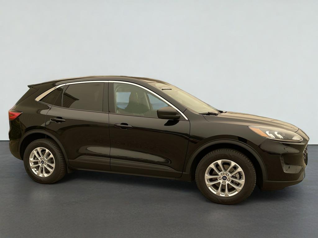 2022 Ford Escape SE Hybrid