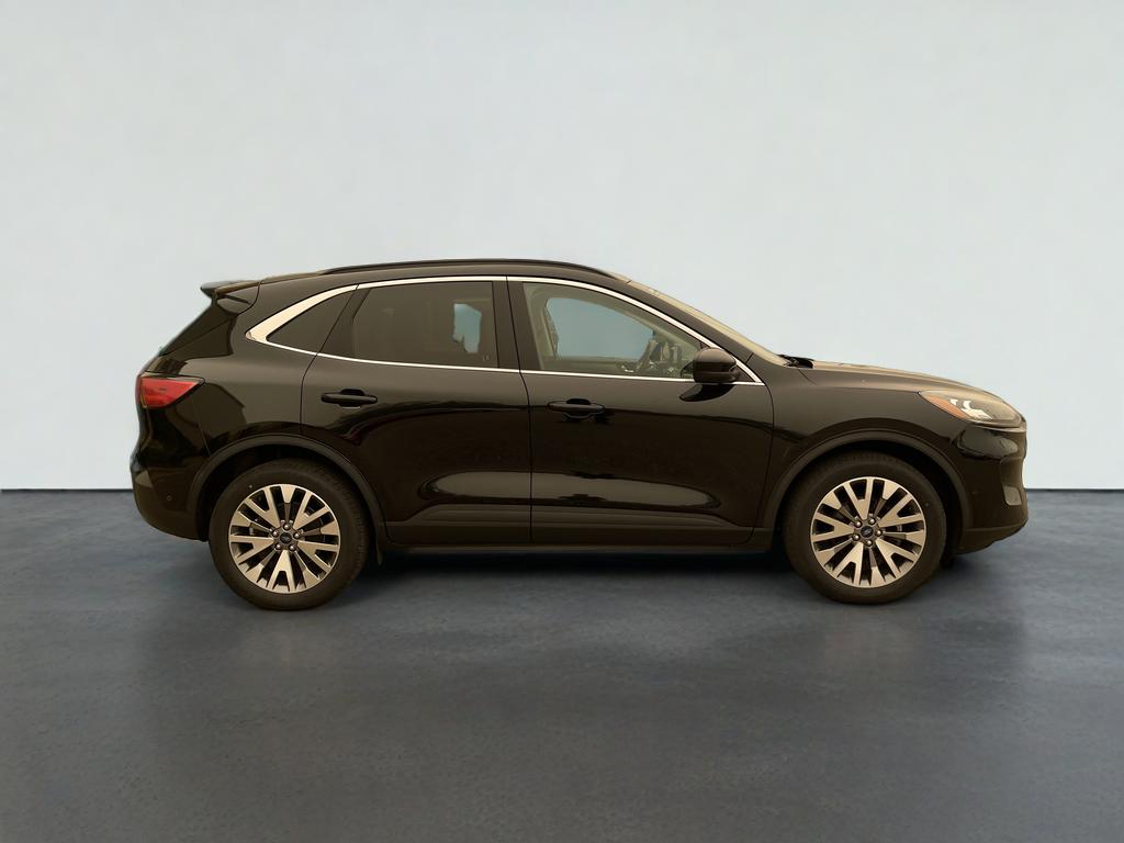 2021 Ford Escape Titanium Hybrid