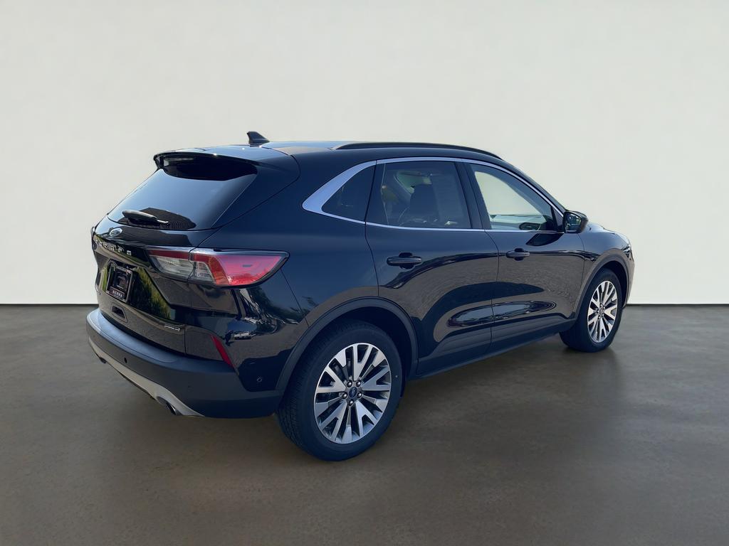 2021 Ford Escape Titanium Hybrid