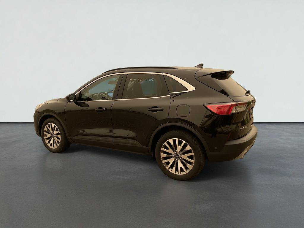 2021 Ford Escape Titanium Hybrid