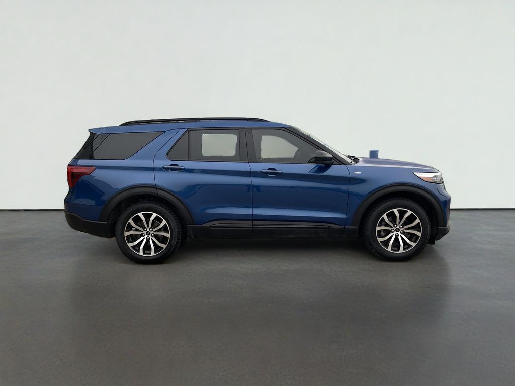 2022 Ford Explorer ST-Line