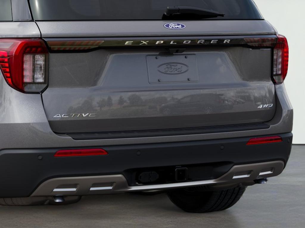 2027 Ford Explorer Active w/200A Pkg