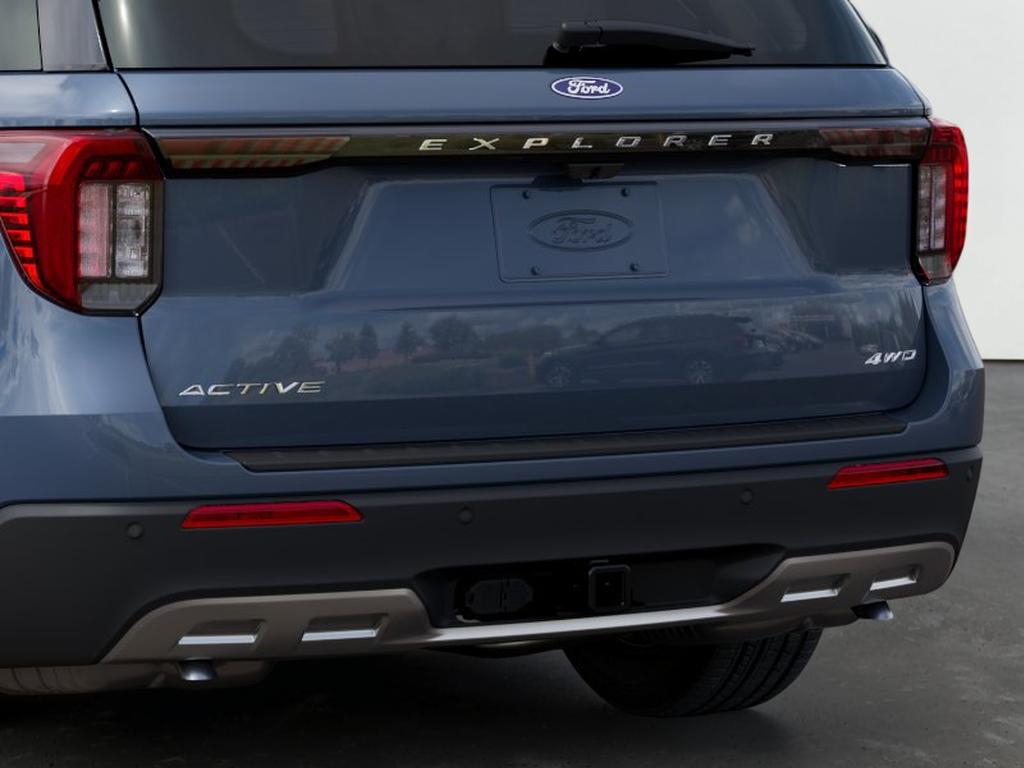 2027 Ford Explorer Active w/200A Pkg