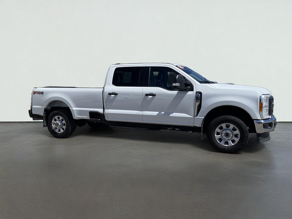 2023 Ford Super Duty F-250 SRW XLT