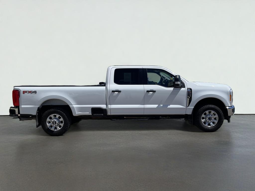 2023 Ford Super Duty F-250 SRW XLT