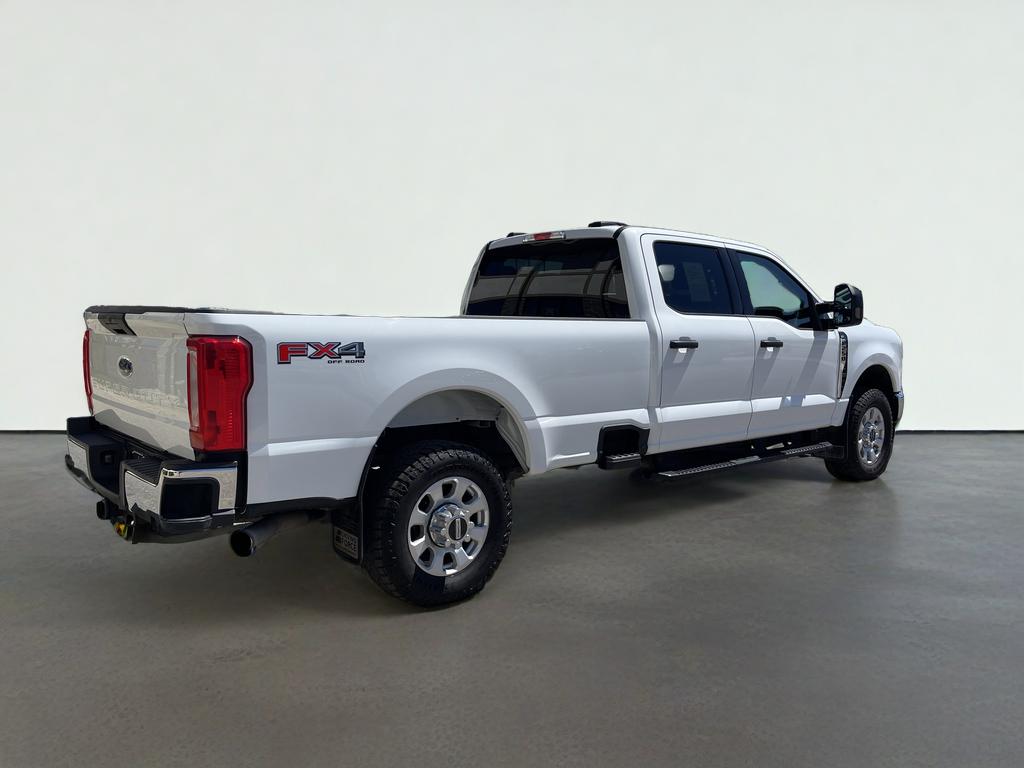 2023 Ford Super Duty F-250 SRW XLT