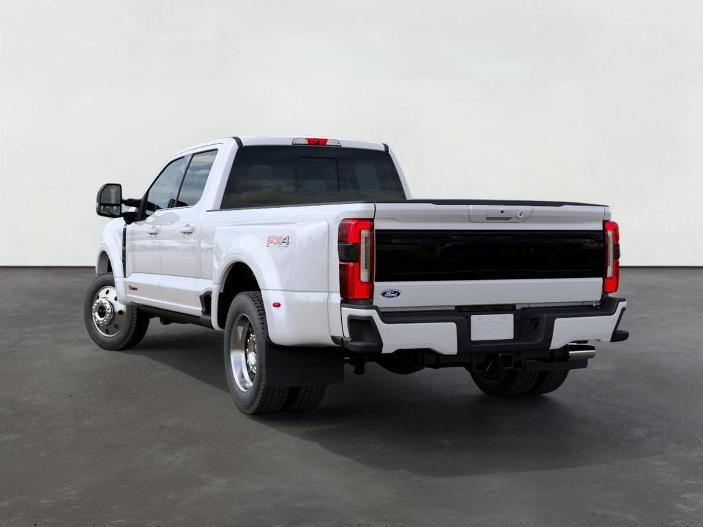 2027 Ford Super Duty F-450 DRW Platinum