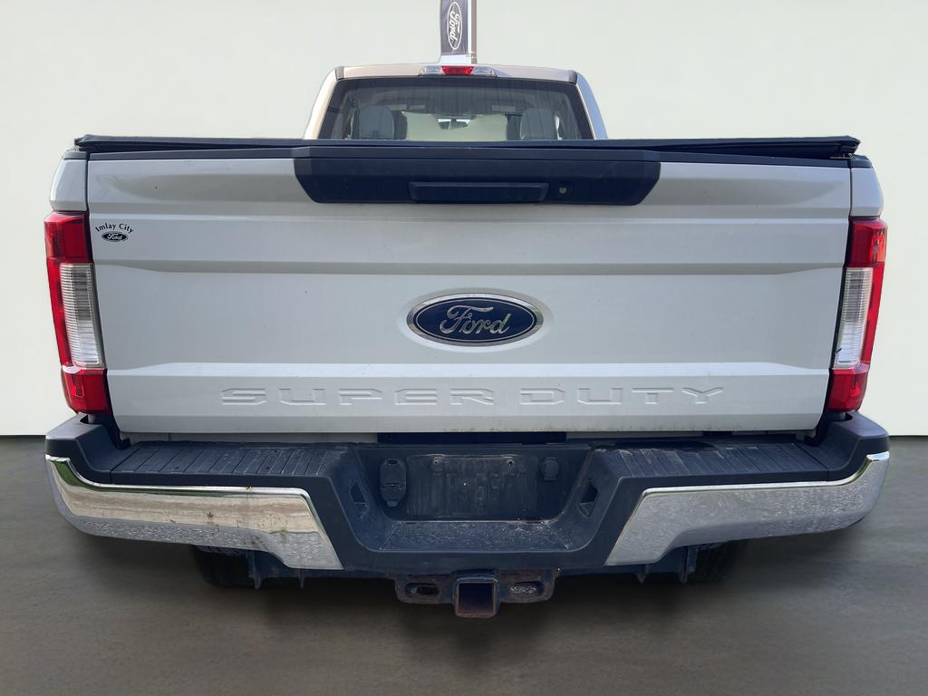 2017 Ford Super Duty F-350 SRW XLT