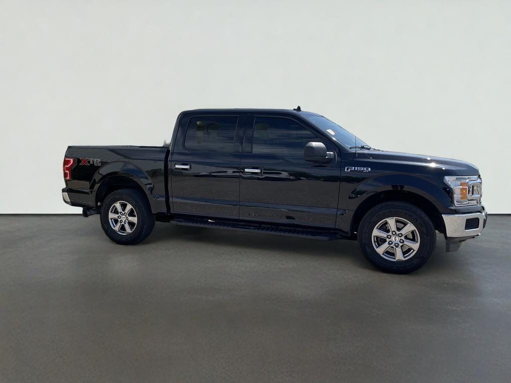 2019 Ford F-150 XLT 4x4 SuperCrew 145 in's photo