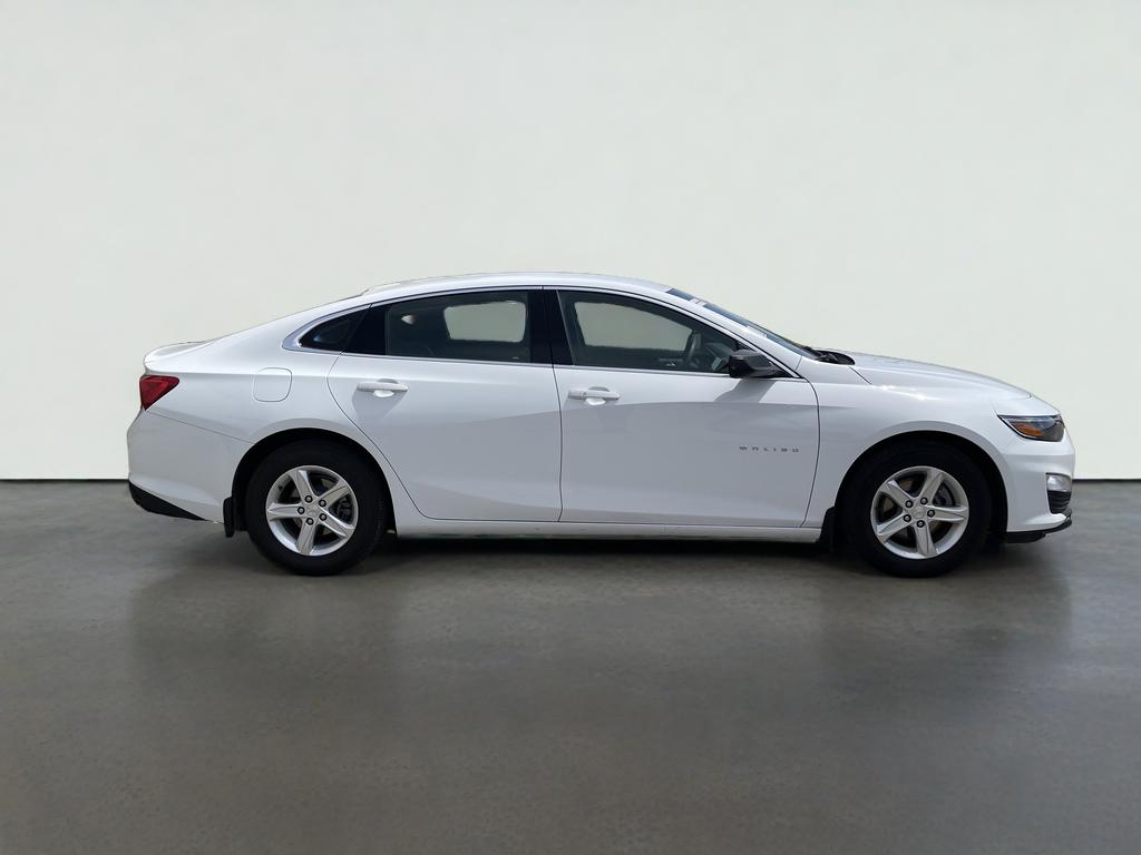 2022 Chevrolet Malibu LS