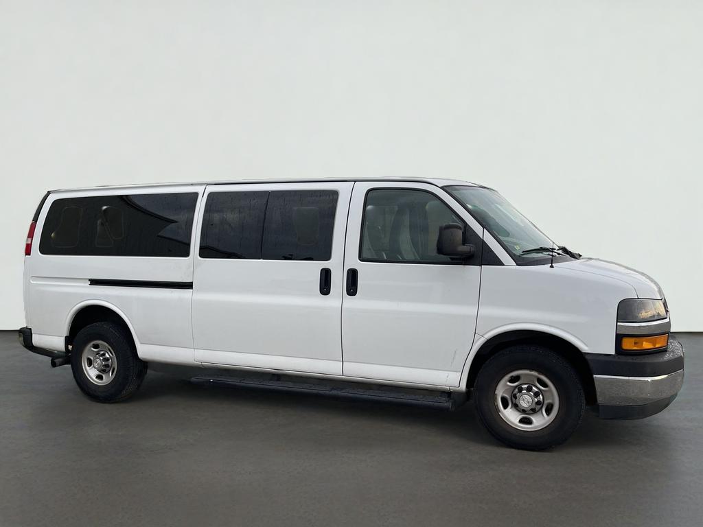 2019 Chevrolet Express Passenger LT