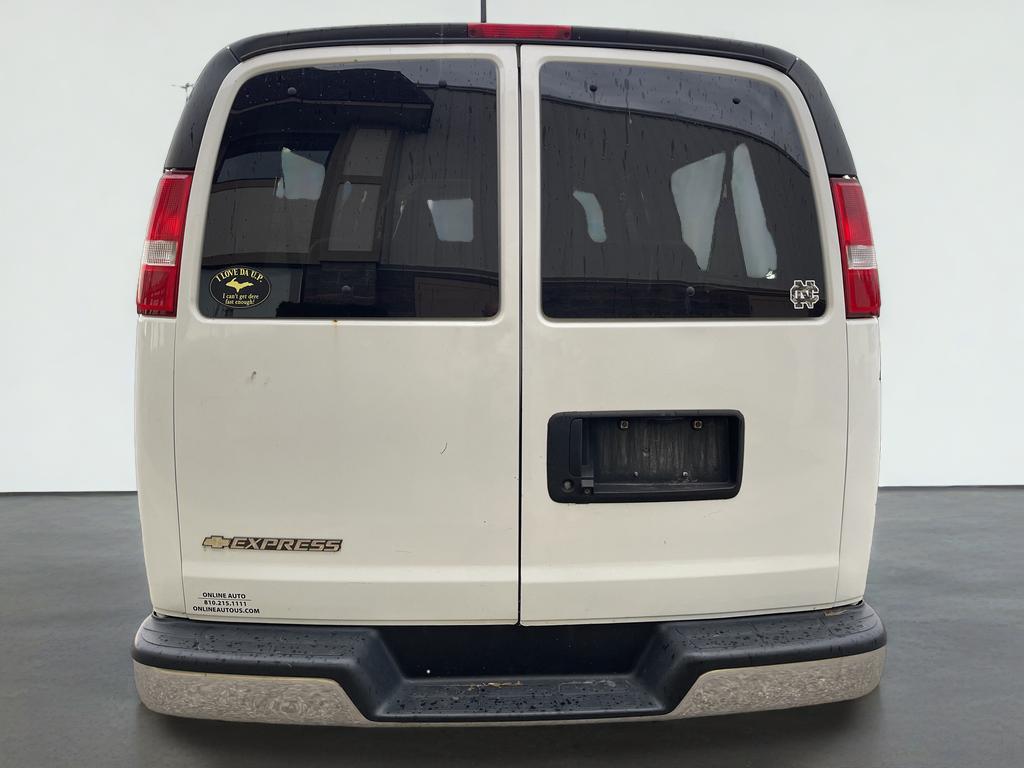 2019 Chevrolet Express Passenger LT