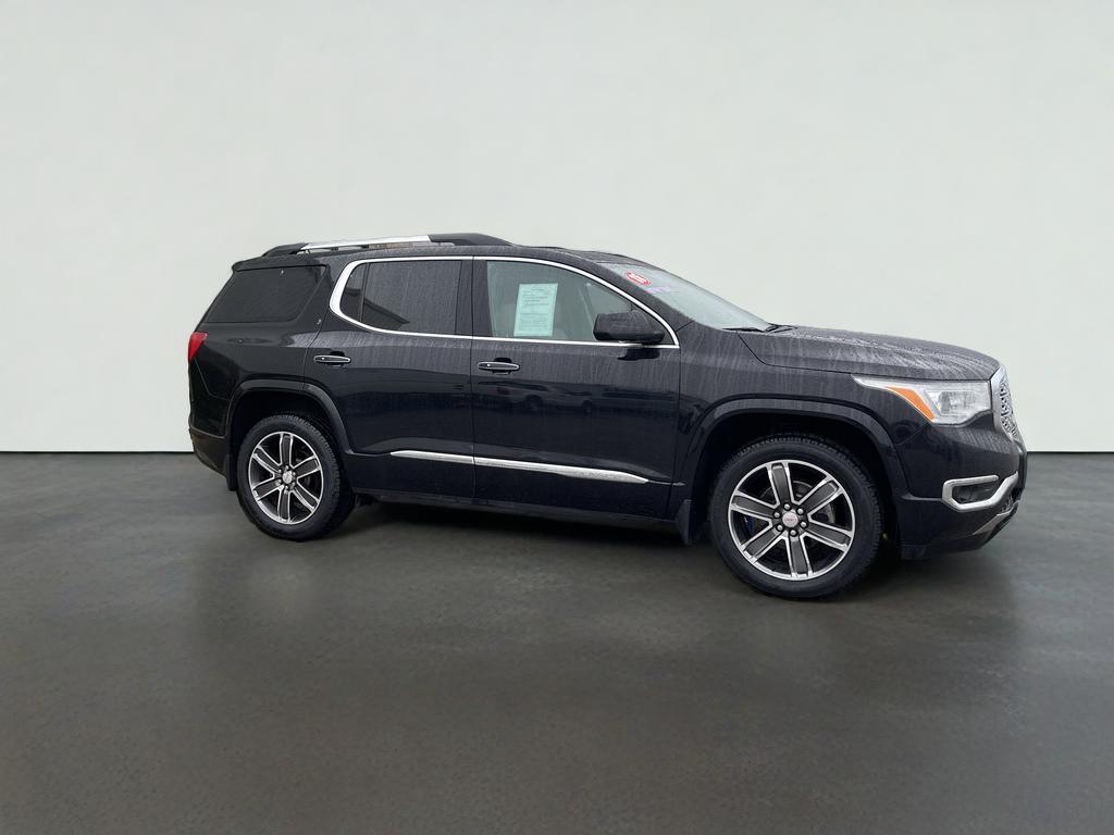 2018 GMC Acadia Denali AWD's photo