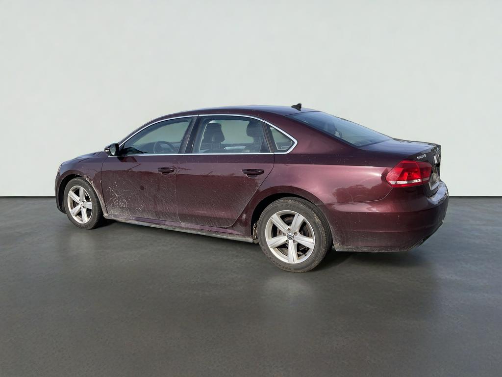 2012 Volkswagen Passat SE w/Sunroof