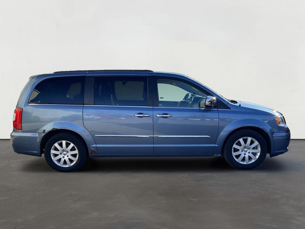 Used 2012 Chrysler Town & Country Touring-L with VIN 2C4RC1CG5CR170913 for sale in Gaylord, MI