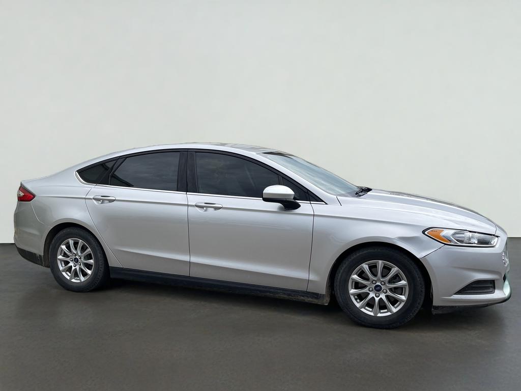 2015 Ford Fusion S