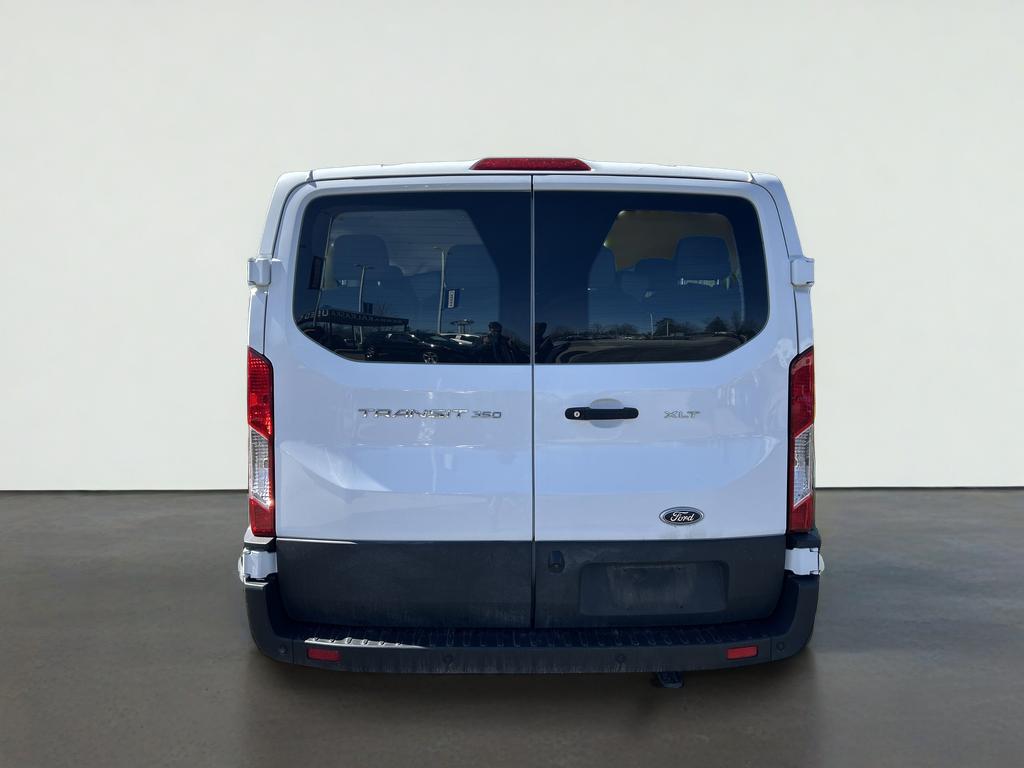 2023 Ford Transit Passenger Wagon XLT