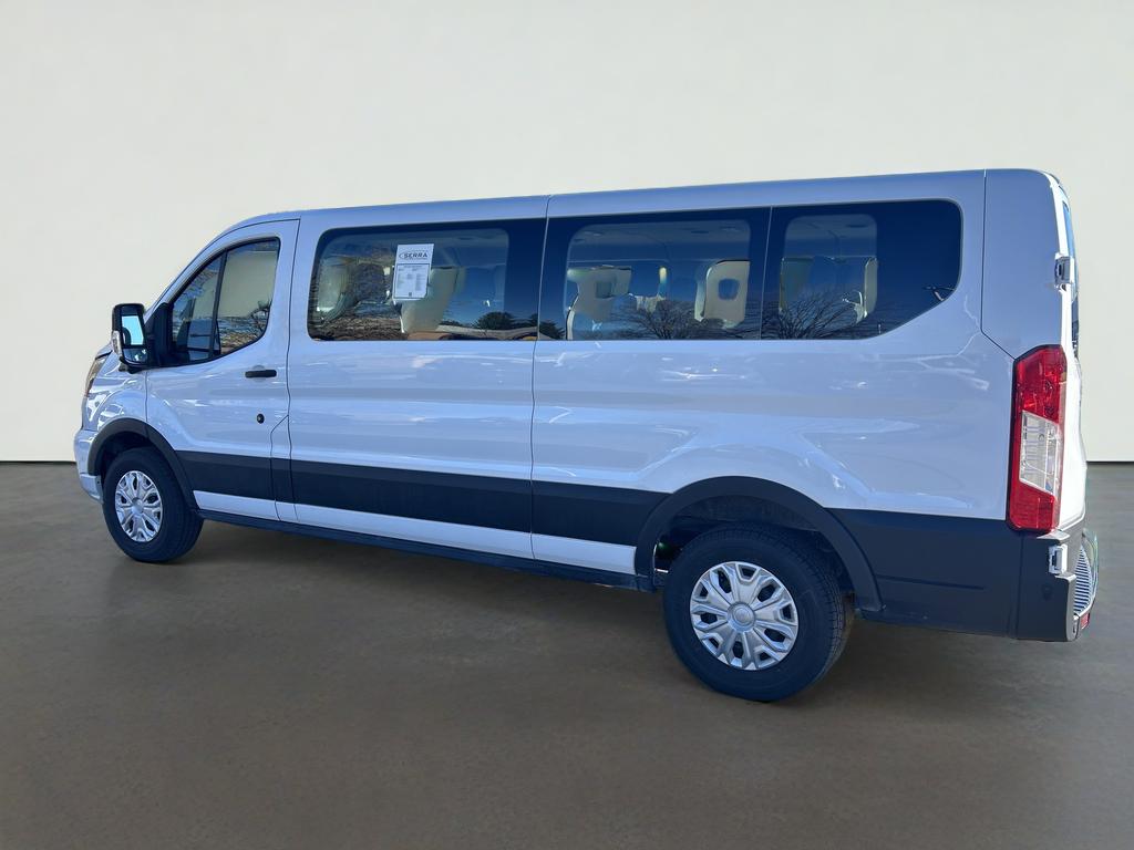 2023 Ford Transit Passenger Wagon XLT