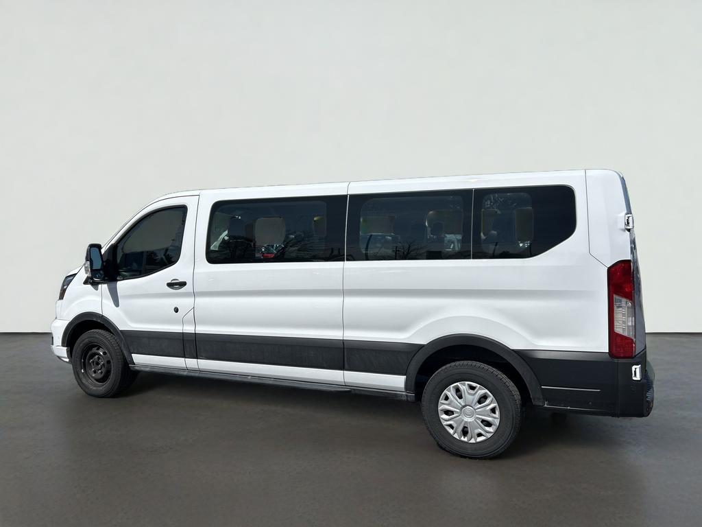 2023 Ford Transit Passenger Wagon XLT