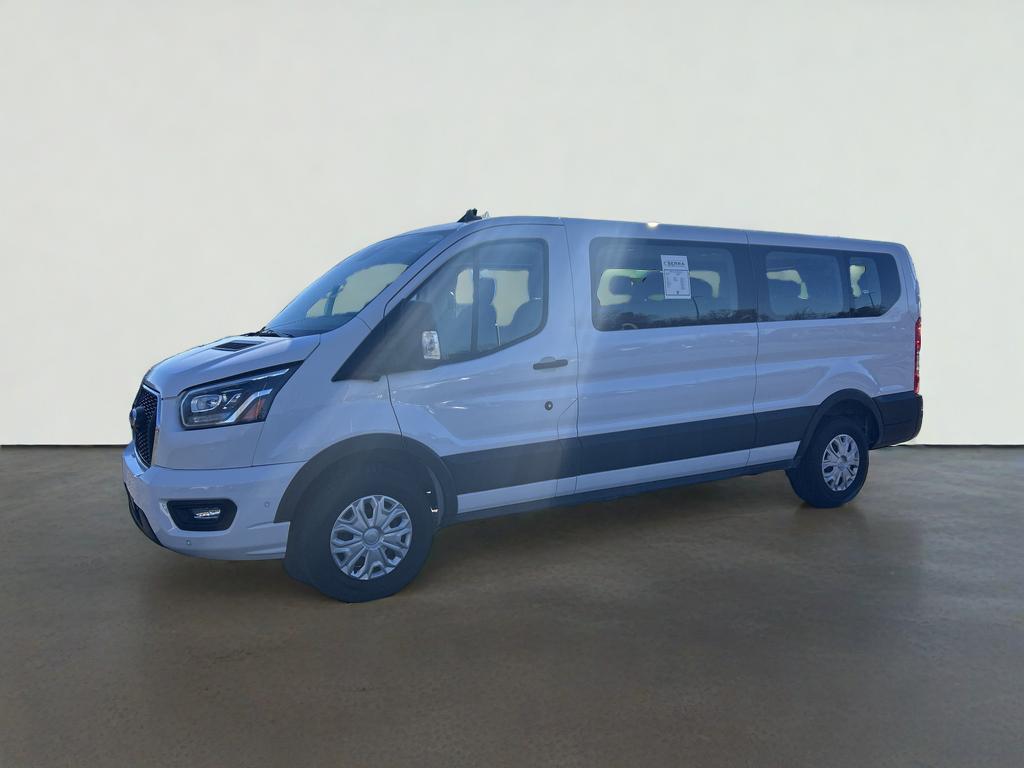 2023 Ford Transit Passenger Wagon XLT