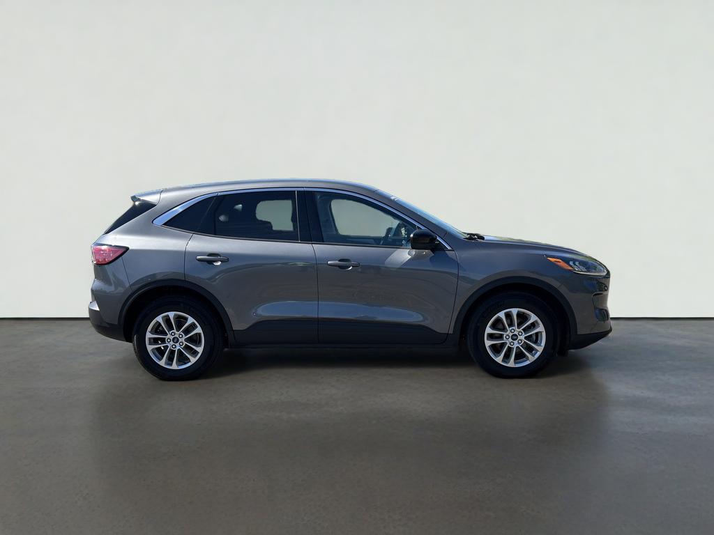 2022 Ford Escape SE Hybrid