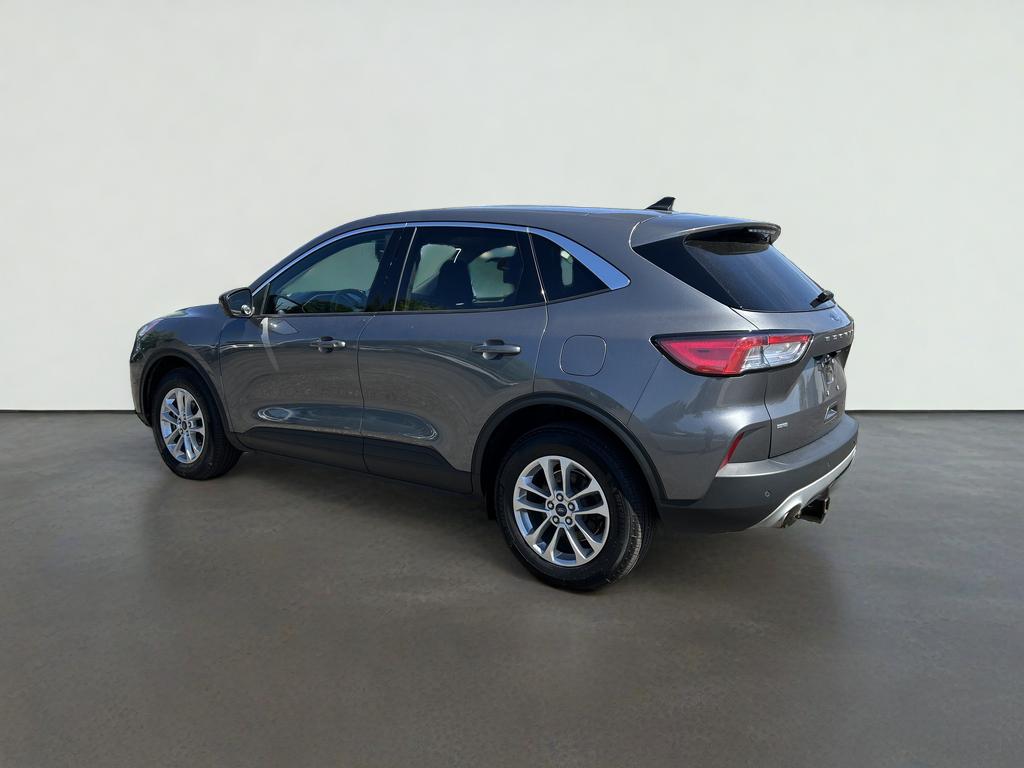 2022 Ford Escape SE Hybrid