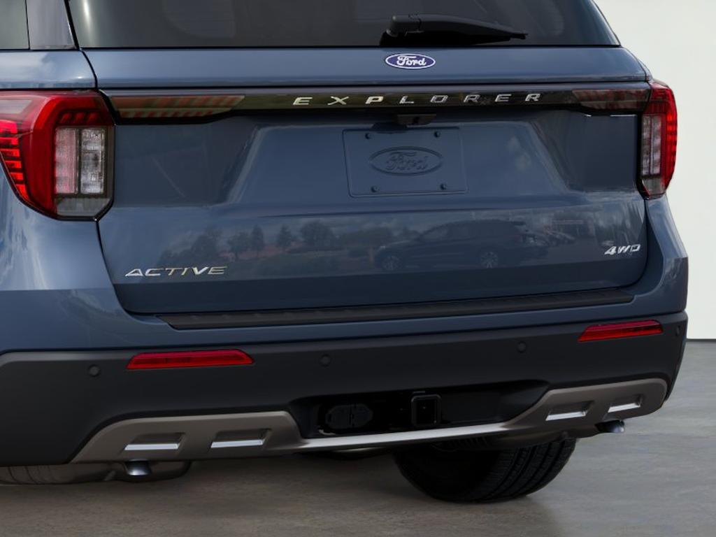 2027 Ford Explorer Active w/200A Pkg
