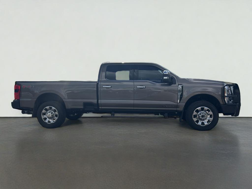 2023 Ford Super Duty F-350 SRW King Ranch