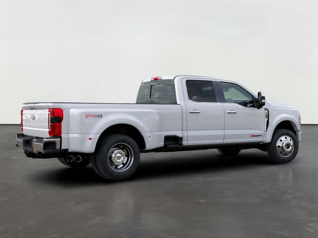 2027 Ford Super Duty F-450 DRW LARIAT
