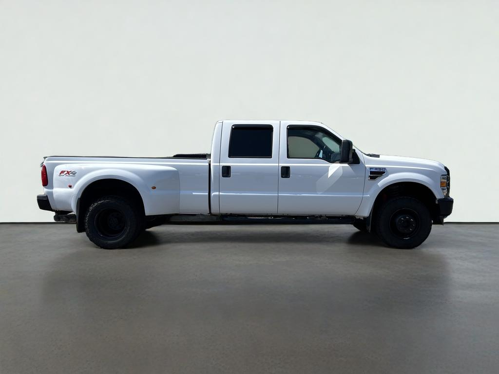 2010 Ford Super Duty F-350 DRW XL