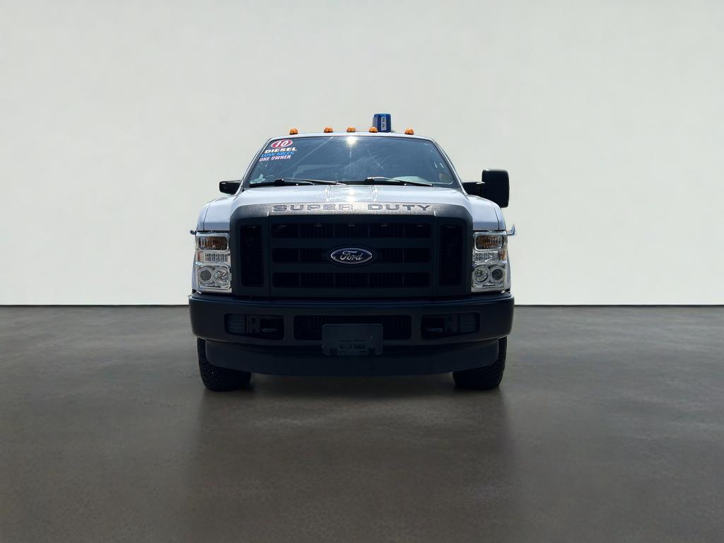 2010 Ford Super Duty F-350 DRW XL