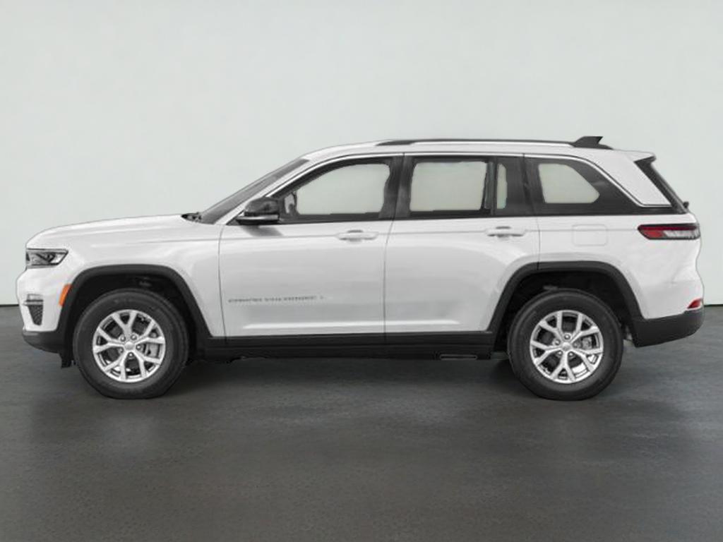 2022 Jeep Grand Cherokee Laredo 4x4