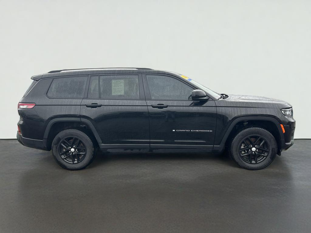 2023 Jeep Grand Cherokee L Laredo 4x4