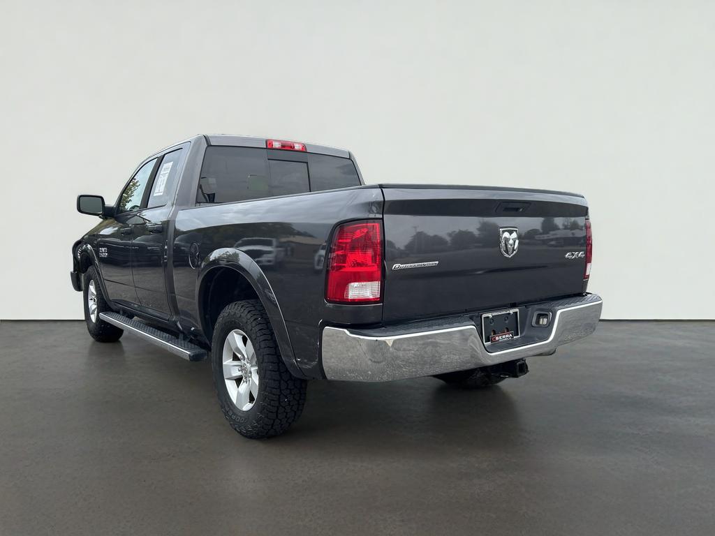 2016 RAM 1500 SLT