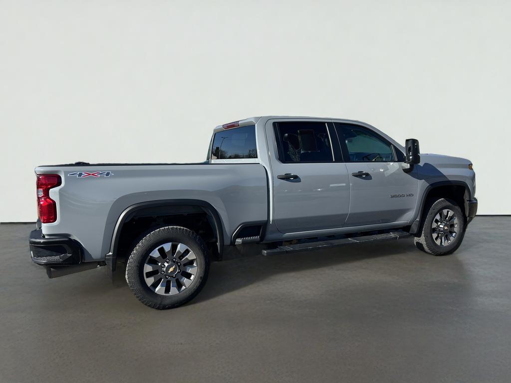2024 Chevrolet Silverado 2500HD Custom