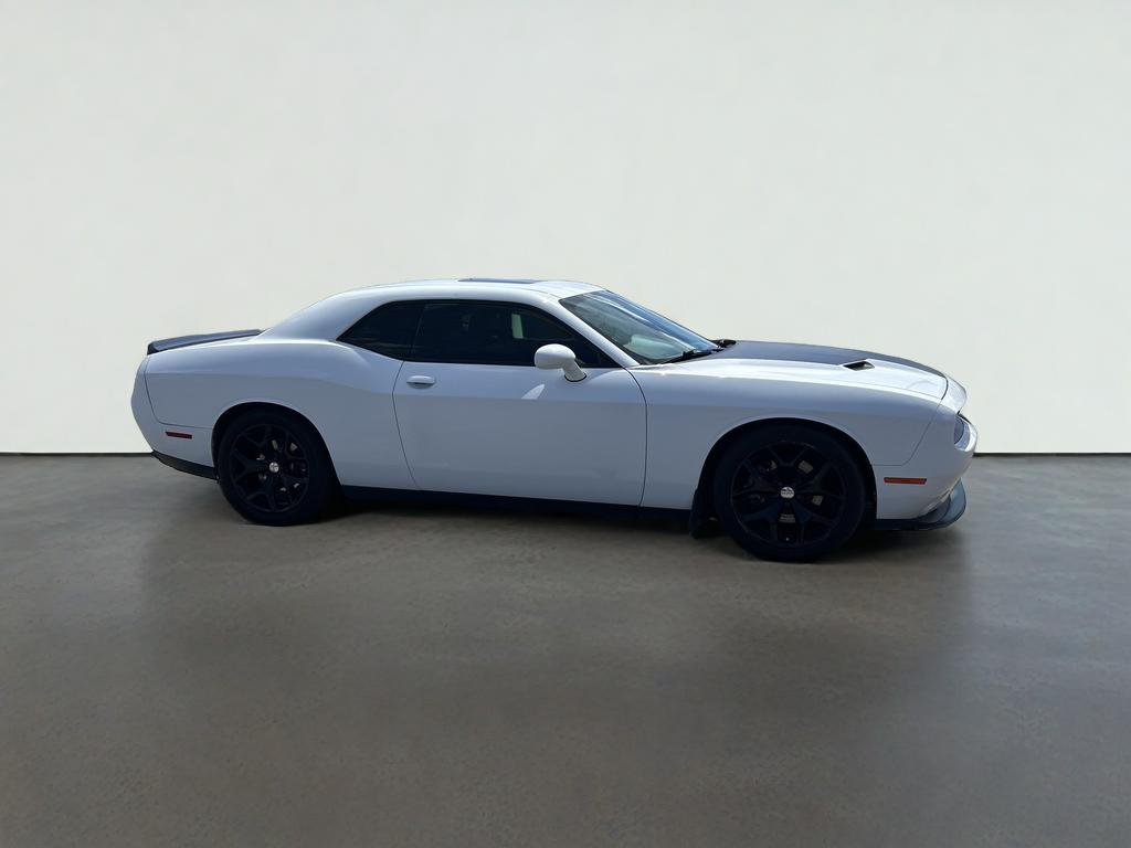 2015 Dodge Challenger SXT Plus
